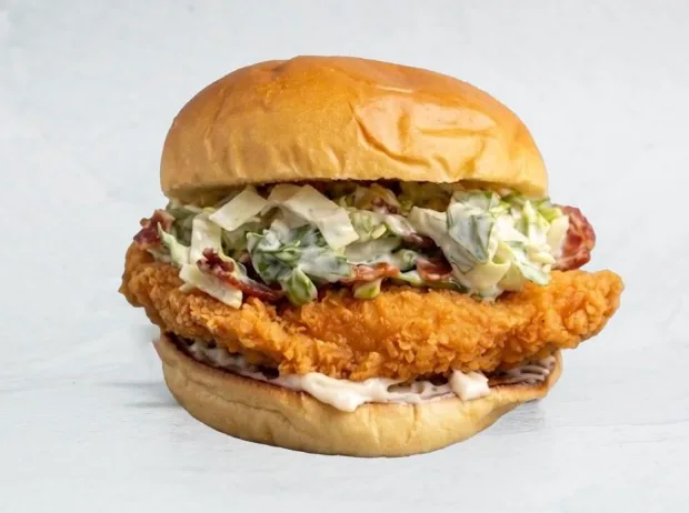 Gästspel - Vista Hot Caesar smashburgare